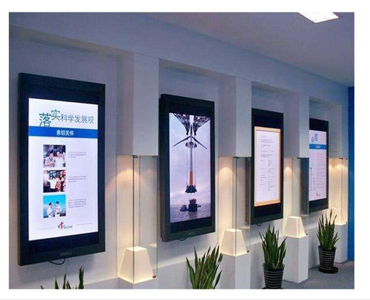 壁掛式高清液晶廣告機安裝注意事項——以CHISEN馳森雙面廣告機為例