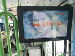 大尺寸車載顯示新趨勢 22寸超大屏與定制化雙面廣告機的應用解析